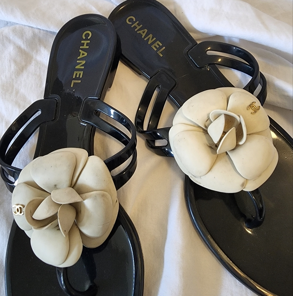 Chanel sandal